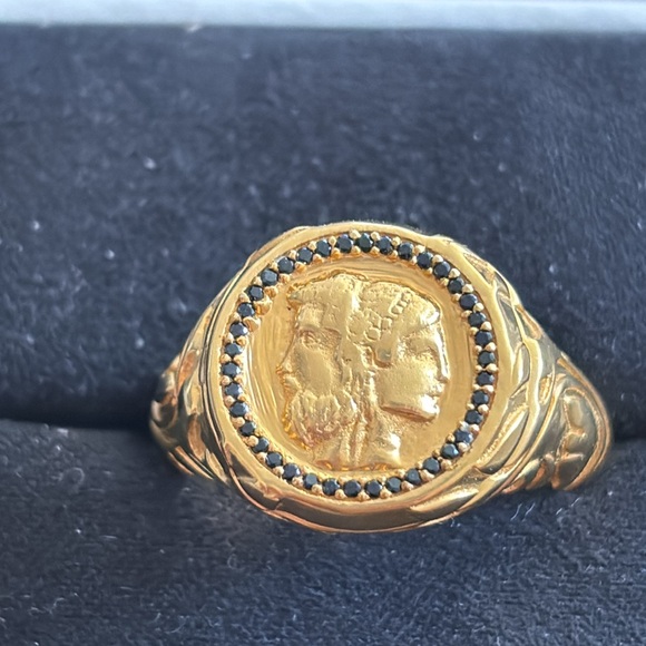 Missoma HARRIS REED JANUS LOCKET SIGNET RING - Picture 6 of 6